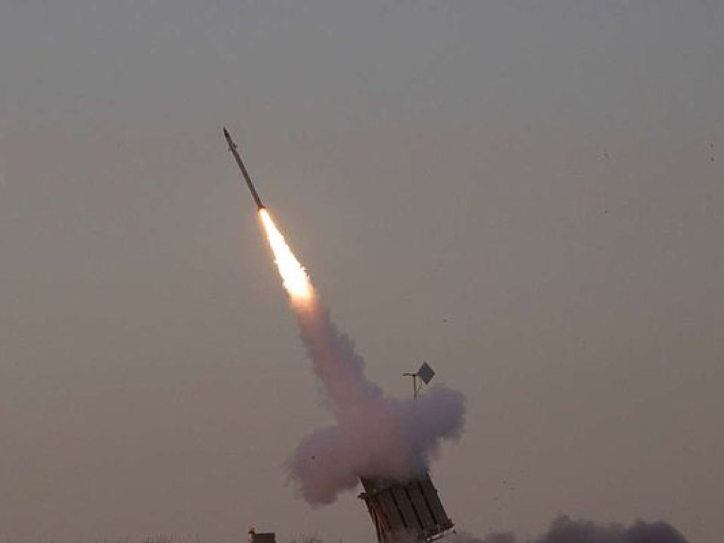 Израиль перехватил две ракеты из Сектора Газа