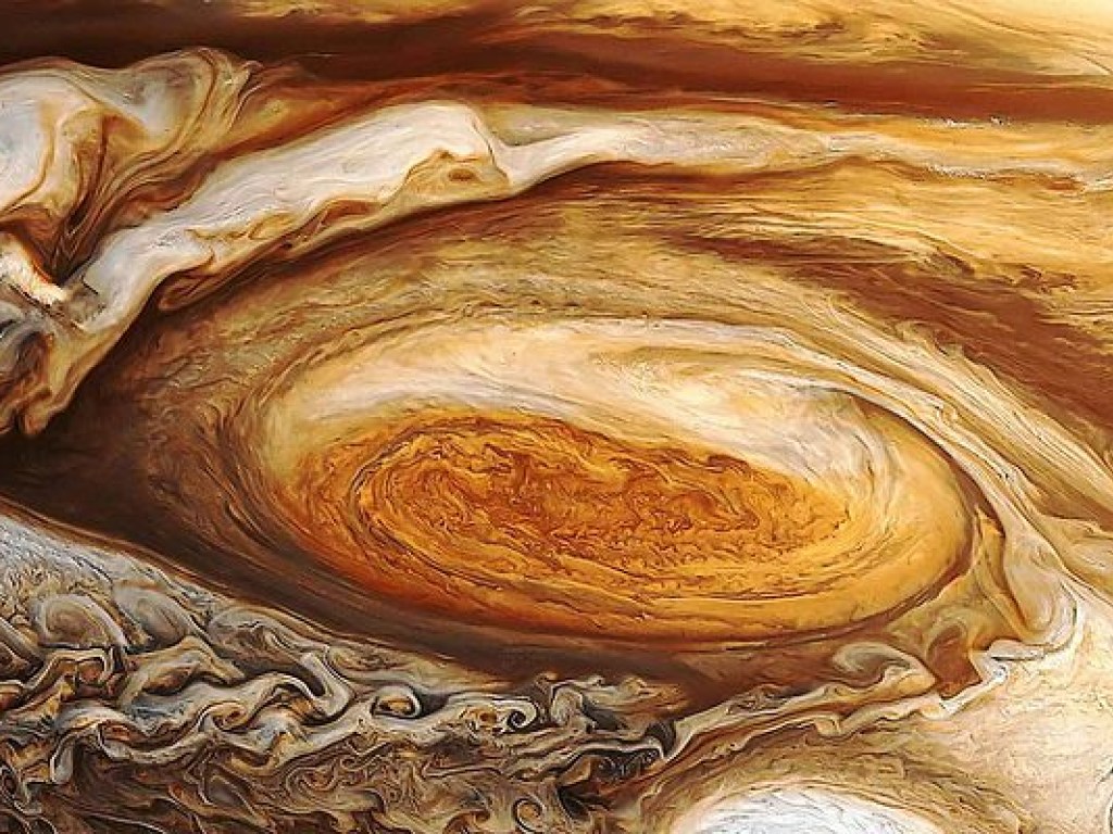 Астрономы узнали глубину Большого красного пятна на Юпитере (ФОТО, ВИДЕО)