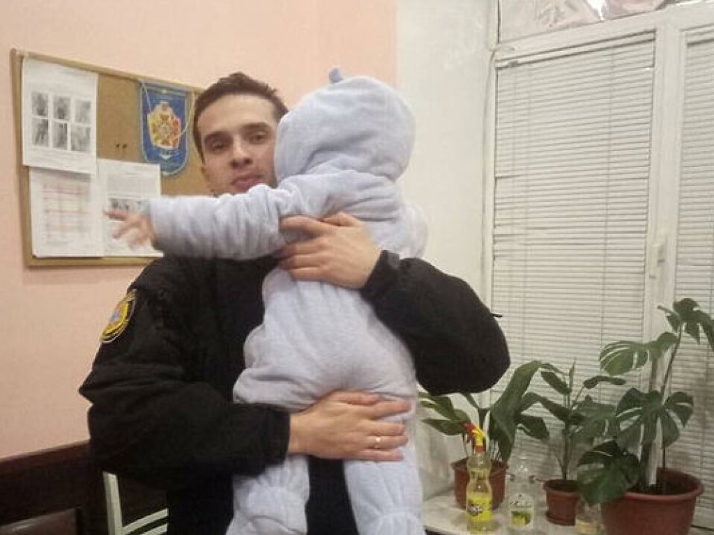 Одесские  полицейские оперативно нашли похищенного младенца (ФОТО)