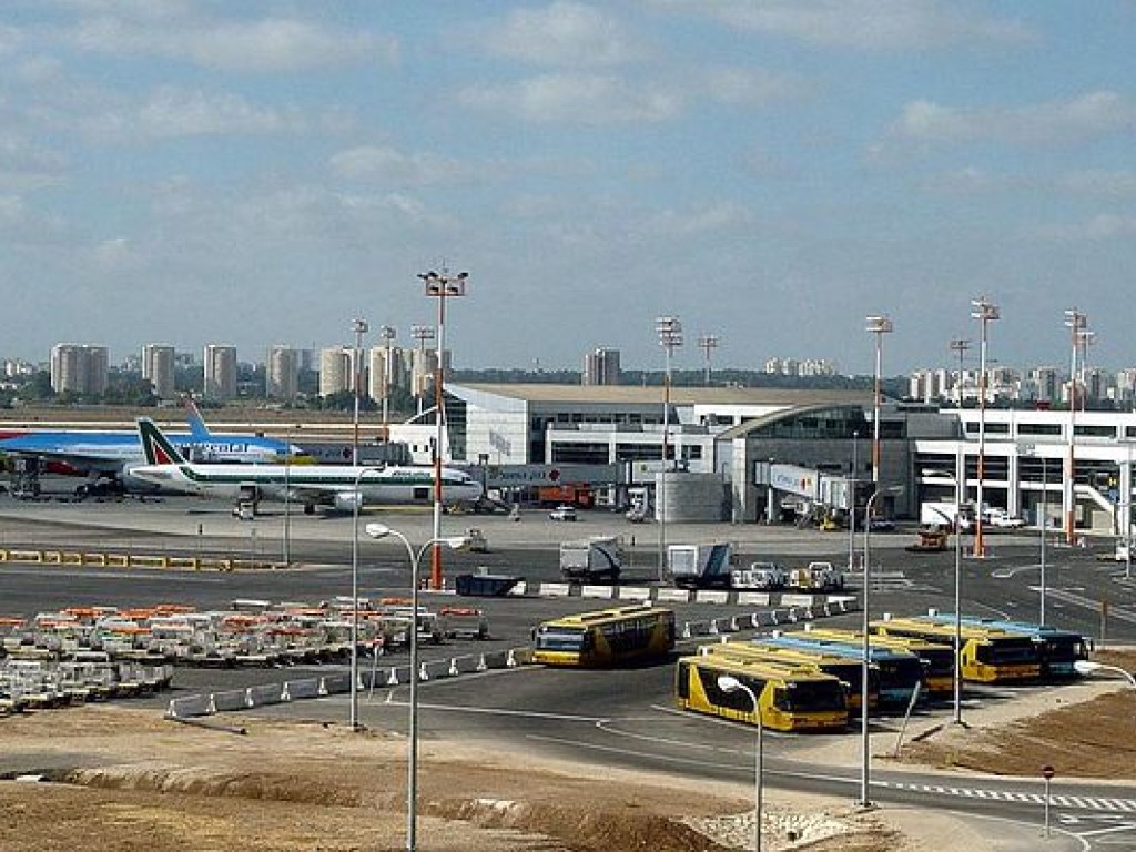 Главный аэропорт Израиля не работает из-за забастовки