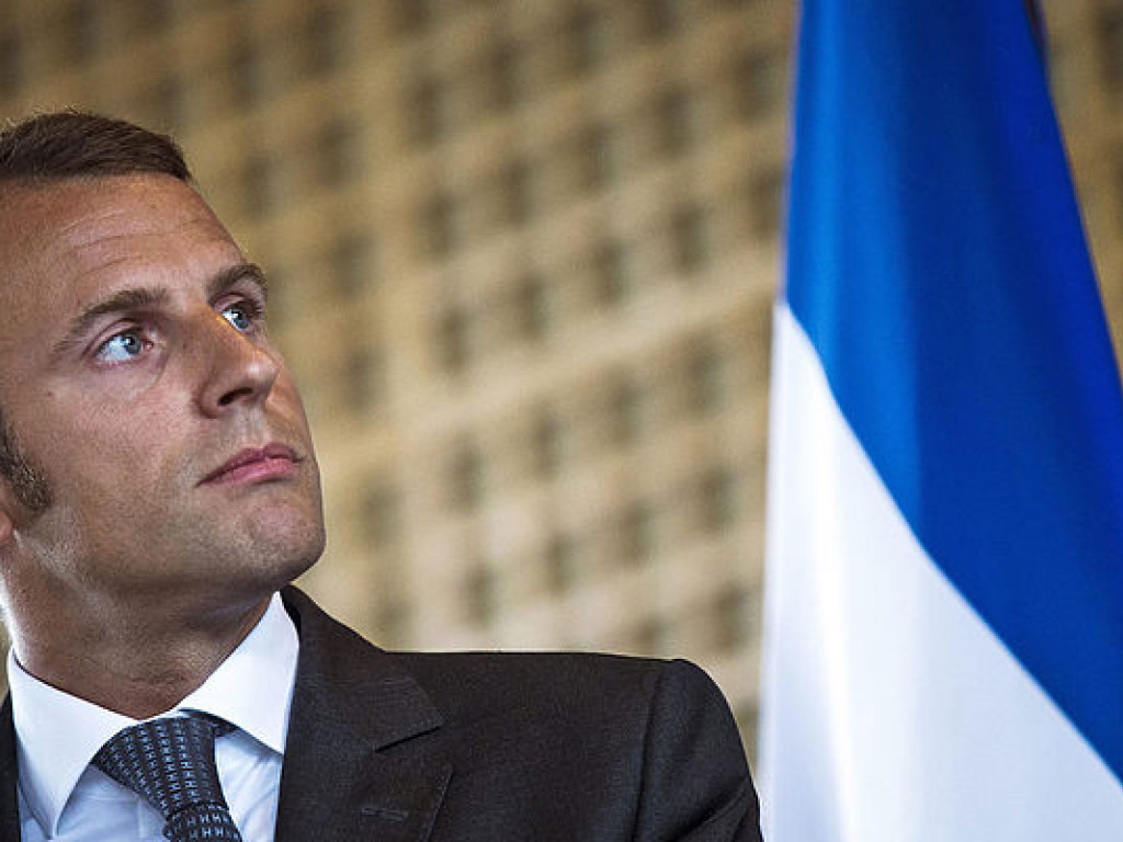 Макрон вернул поддержку французов