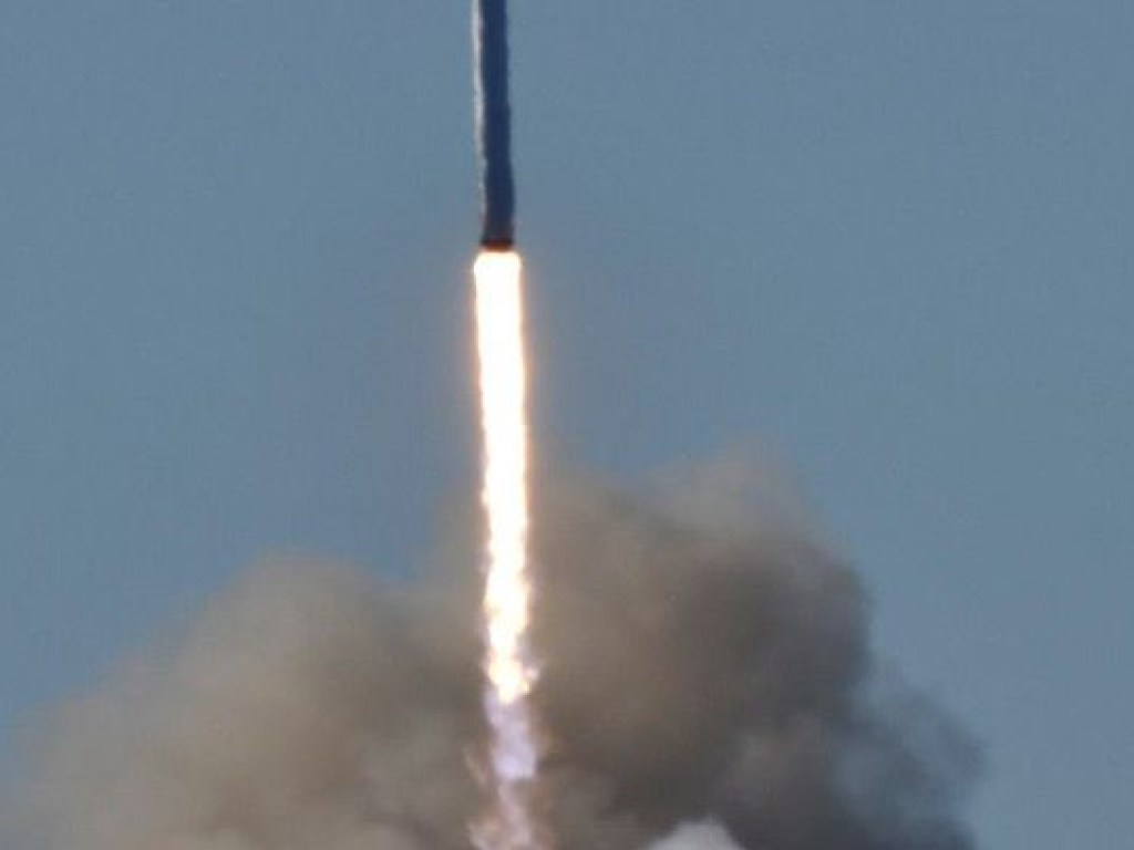 SpaceX впервые запустила уже побывавшие в космосе Falcon 9 и Dragon