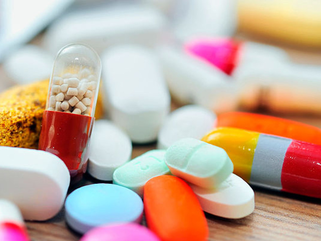 Кабмин расширил перечень лекарств для международных закупок