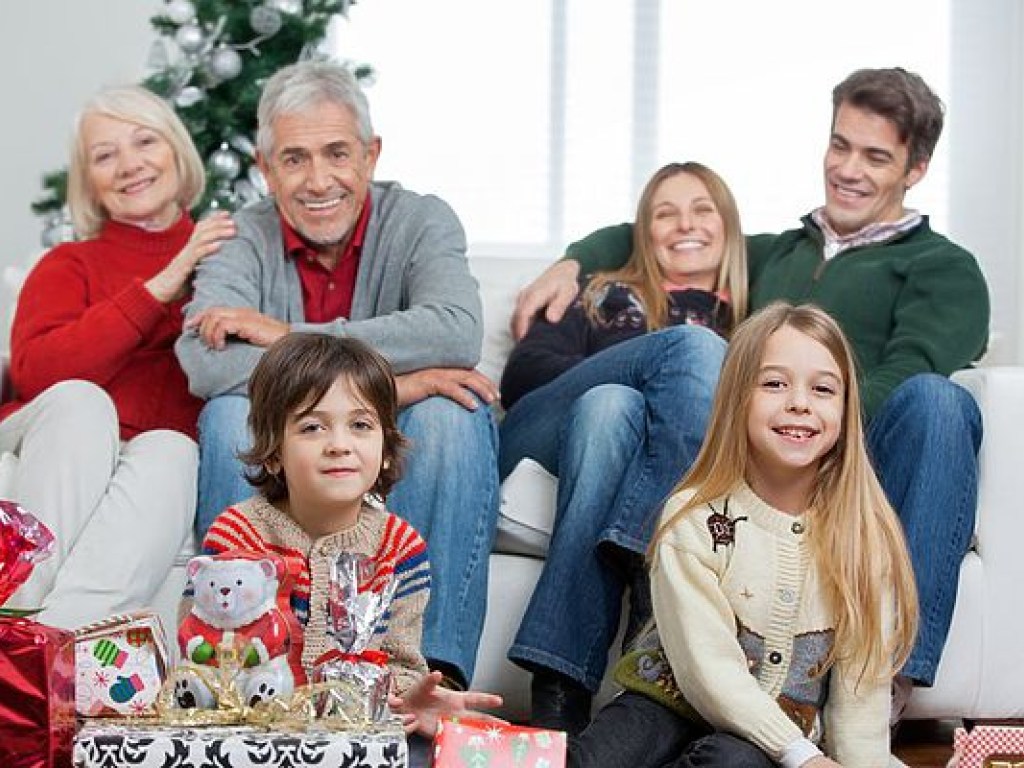 Психолог рассказал, как избежать конфликтов с родственниками на Рождество