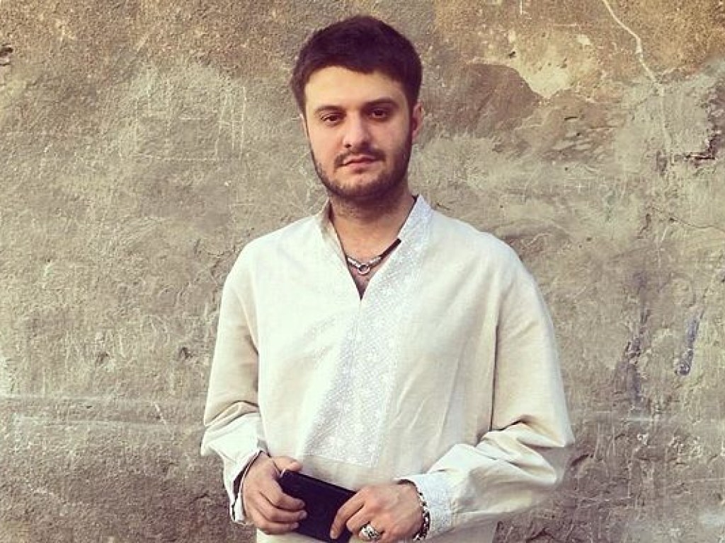 Суд снял арест с имущества сына Авакова