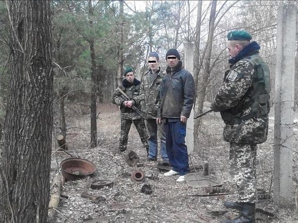 В Чернобыльской зоне задержали сталкеров