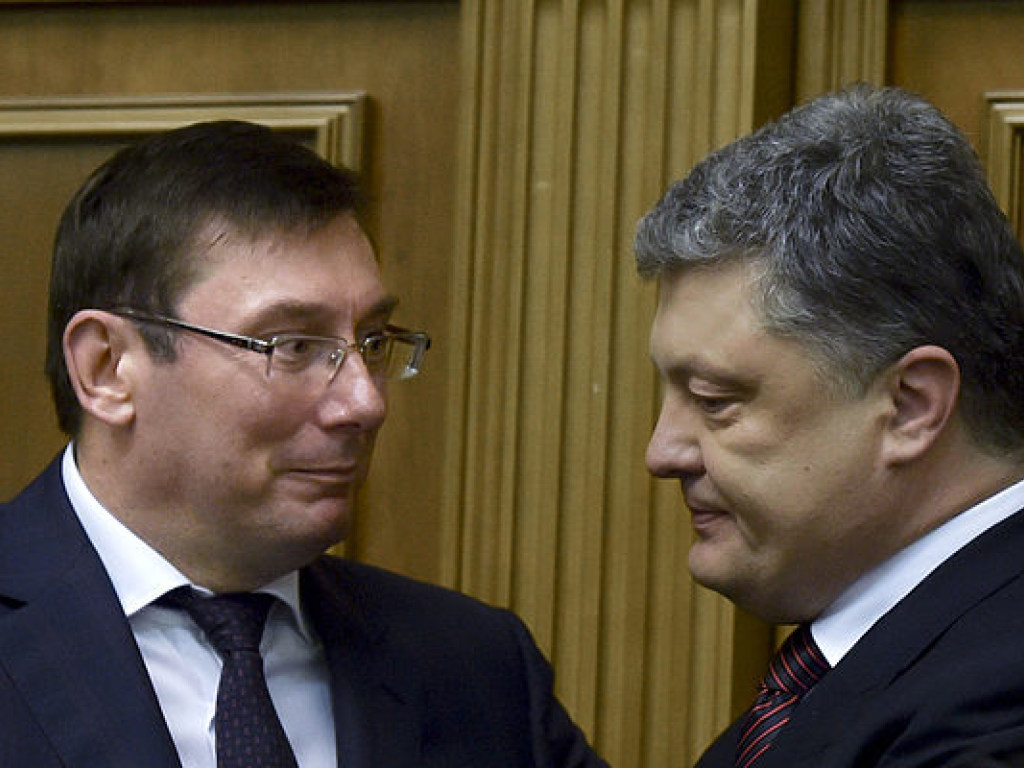 Через Данилюка западные партнеры посылают сигнал Порошенко об отставке Луценко &#8212; политолог