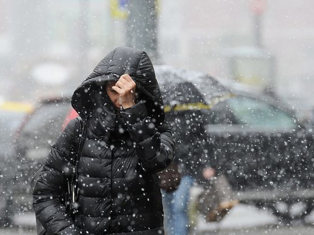 Непогода в Украине: без электроснабжения 34 населенных пункта