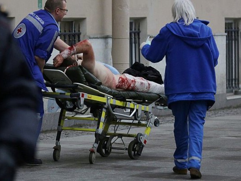 Взрыв в Петербурге: число пострадавших возросло до 13 человек