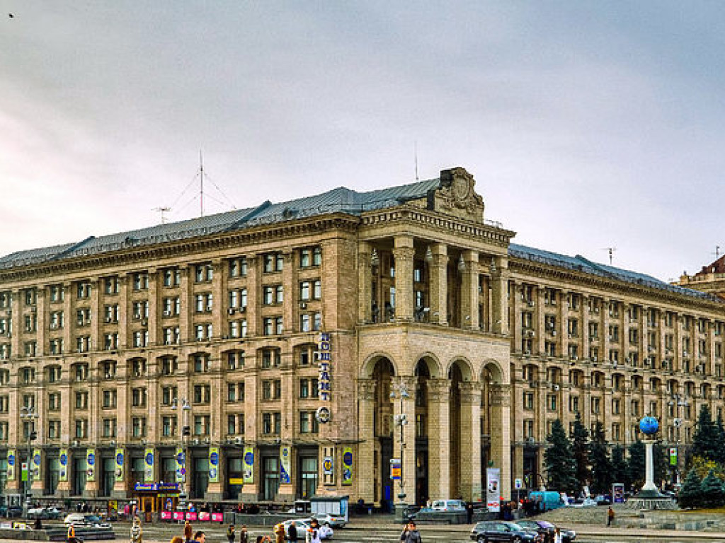 Социолог: В 2018 году политические  лидеры будут стремиться вывести много людей на Майдан