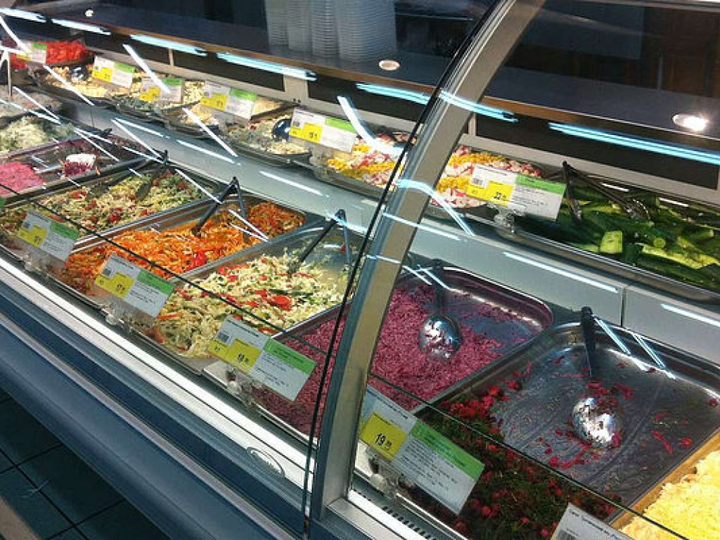 56% салатов и 23% фарша в столичных супермаркетах имеют низкое качество &#8212; Госпродпотребслужба