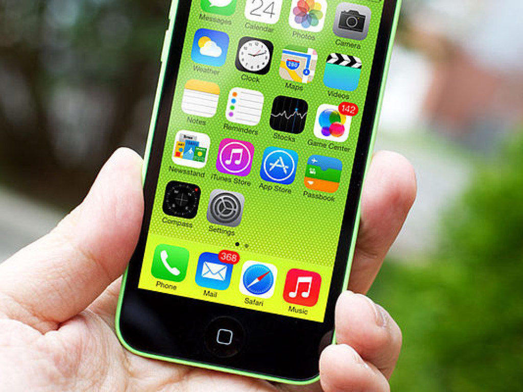 Apple извинилась за медленные старые iPhone