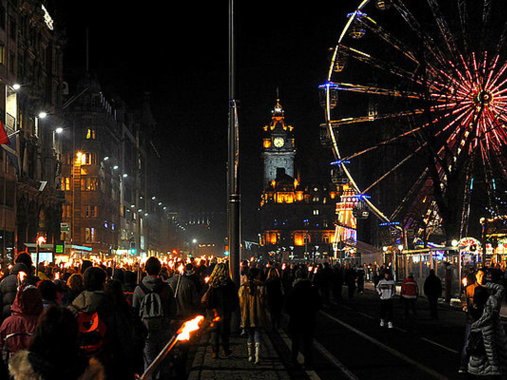 31 декабря – шотландский Новый год Хогманай