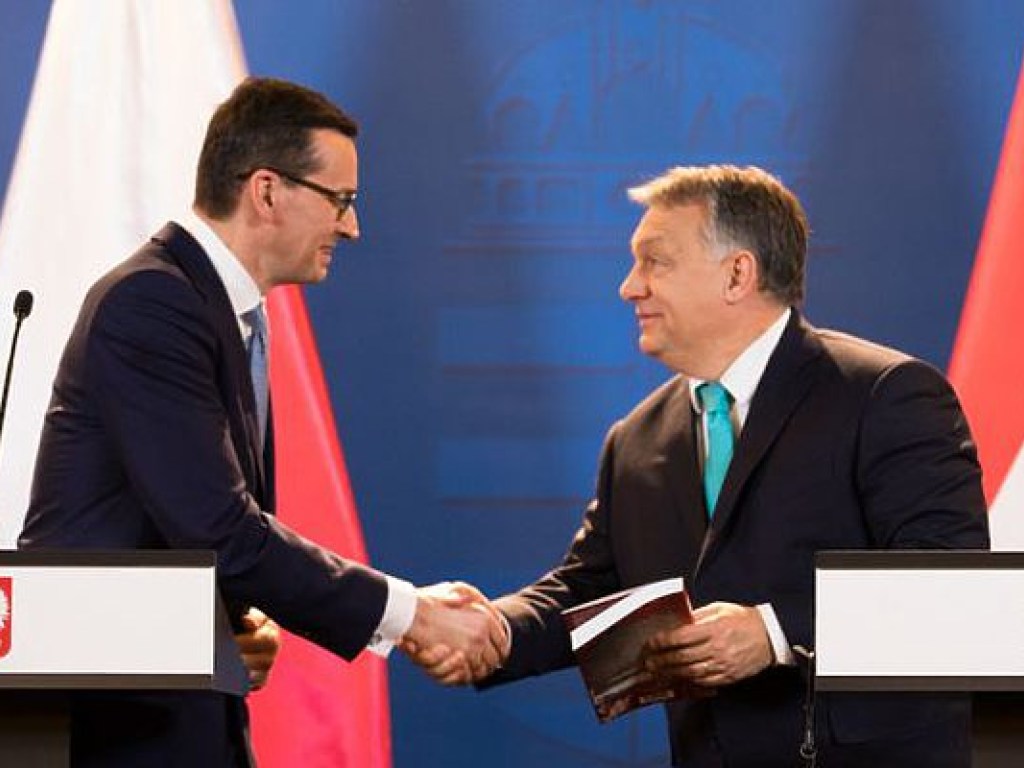 Премьеры Венгрии и Польши: наша миграционная политика не изменится