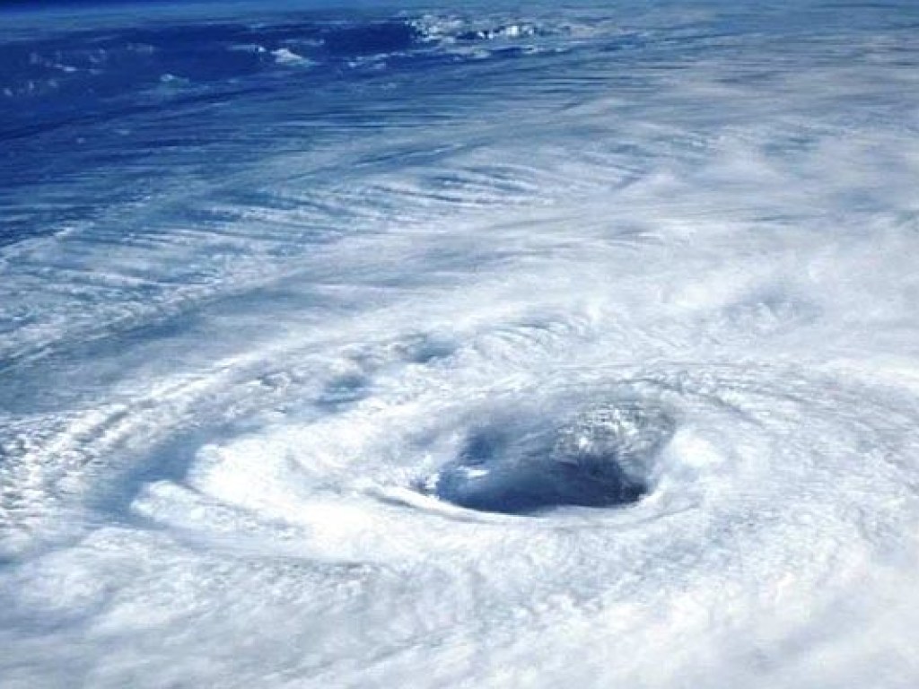 На Европу обрушился ураган «Элеонор», есть жертвы (ФОТО, ВИДЕО)