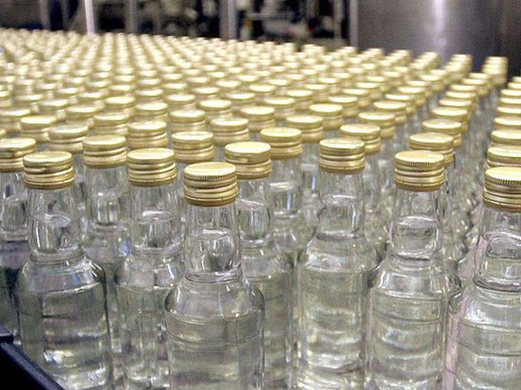 В Сумской области изъяли 12 тонн суррогатного алкоголя