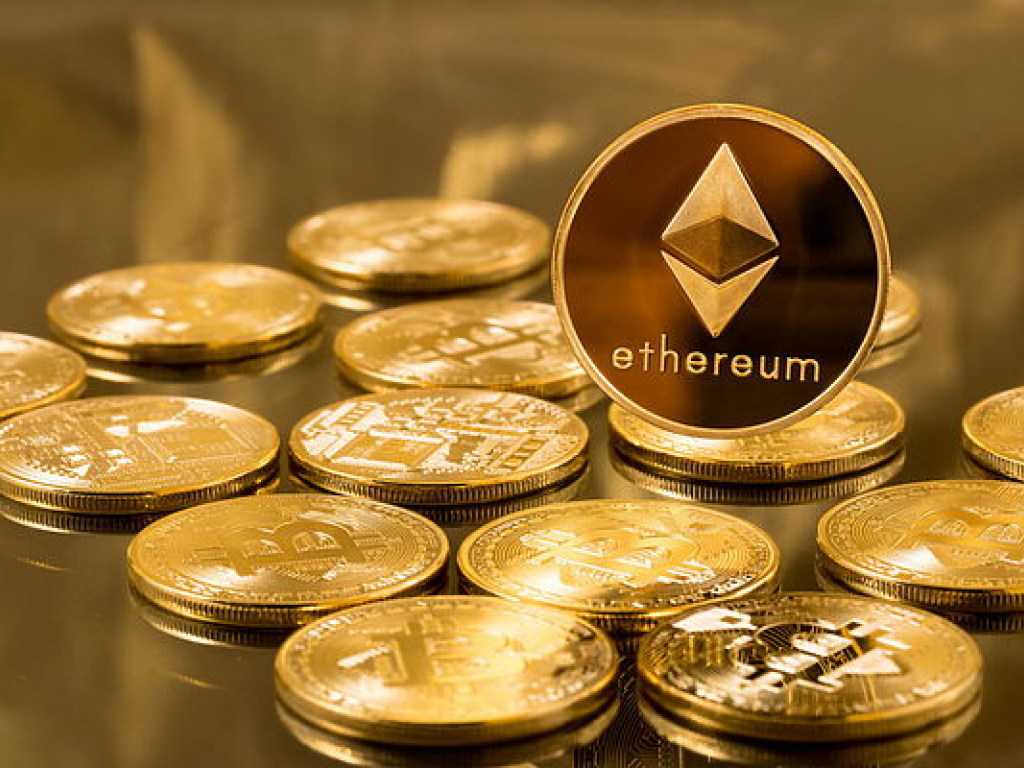 Курс Ethereum взлетел выше тысячи долларов