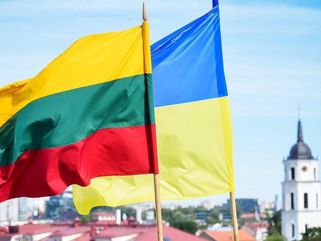 Количество выданных Литвой трудовых виз для украинцев выросло вдвое