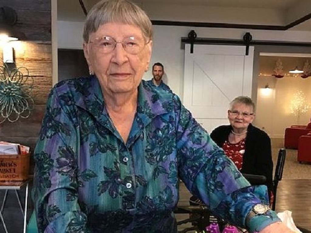 Американка дожила до 104 лет благодаря диетической коле