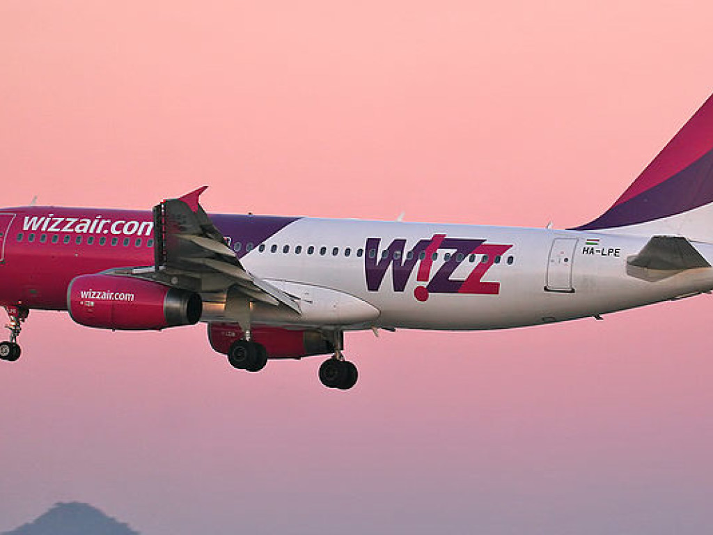 Лоукостер Wizz Air откроет еще одну базу в Европе