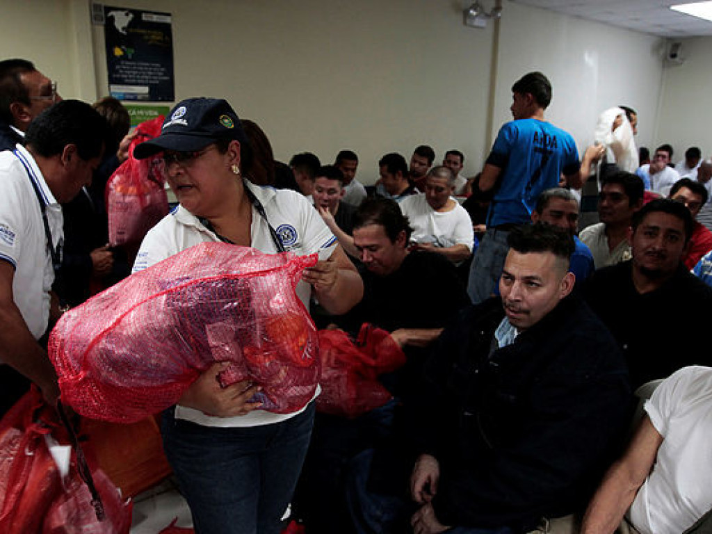 В США объявили об окончании миграционной программы для сальвадорцев