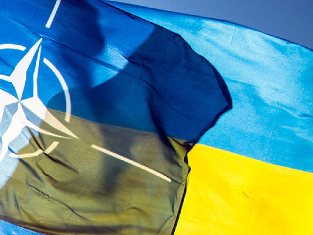 Украине закрыт путь в НАТО на долгие годы — политолог