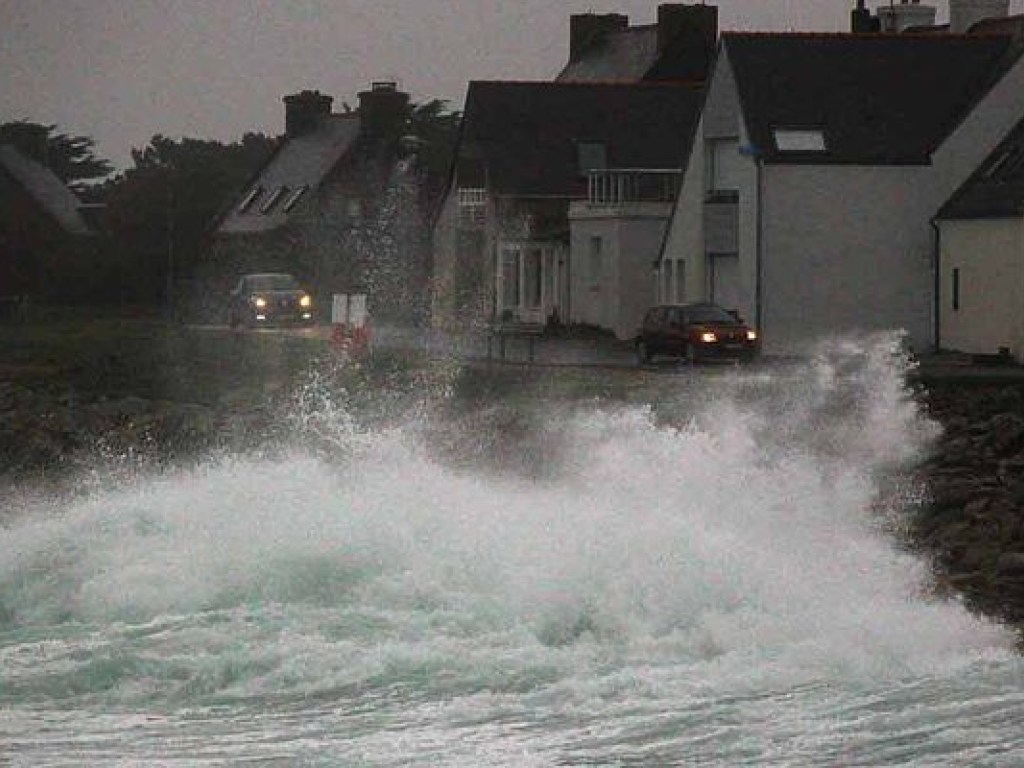 Ураган &#171;Элеонор&#187; во Франции:  число жертв увеличилось до 7 человек