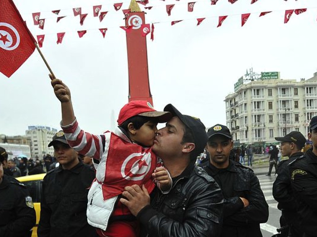 В Тунисе сложилась революционная ситуация – арабский политолог