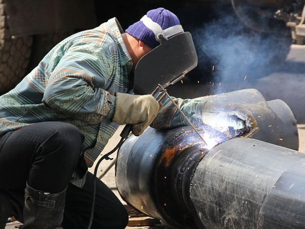 Эксперт: Изношенные трубы  на теплотрассах в Украине не выдержат продолжительных морозов