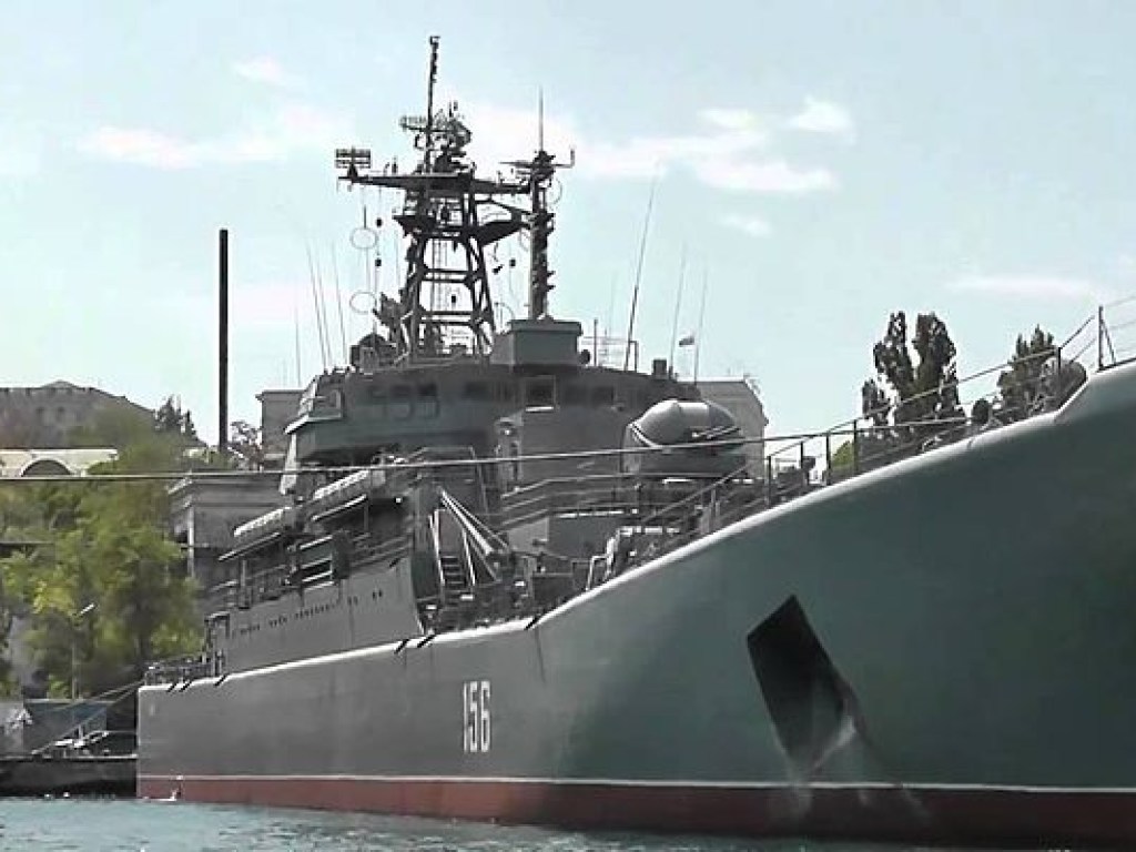 Украинские корабли в Крыму показали на видео