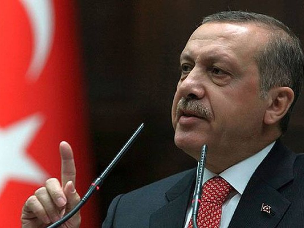 Эрдоган пригрозил уничтожить силы безопасности США в Сирии