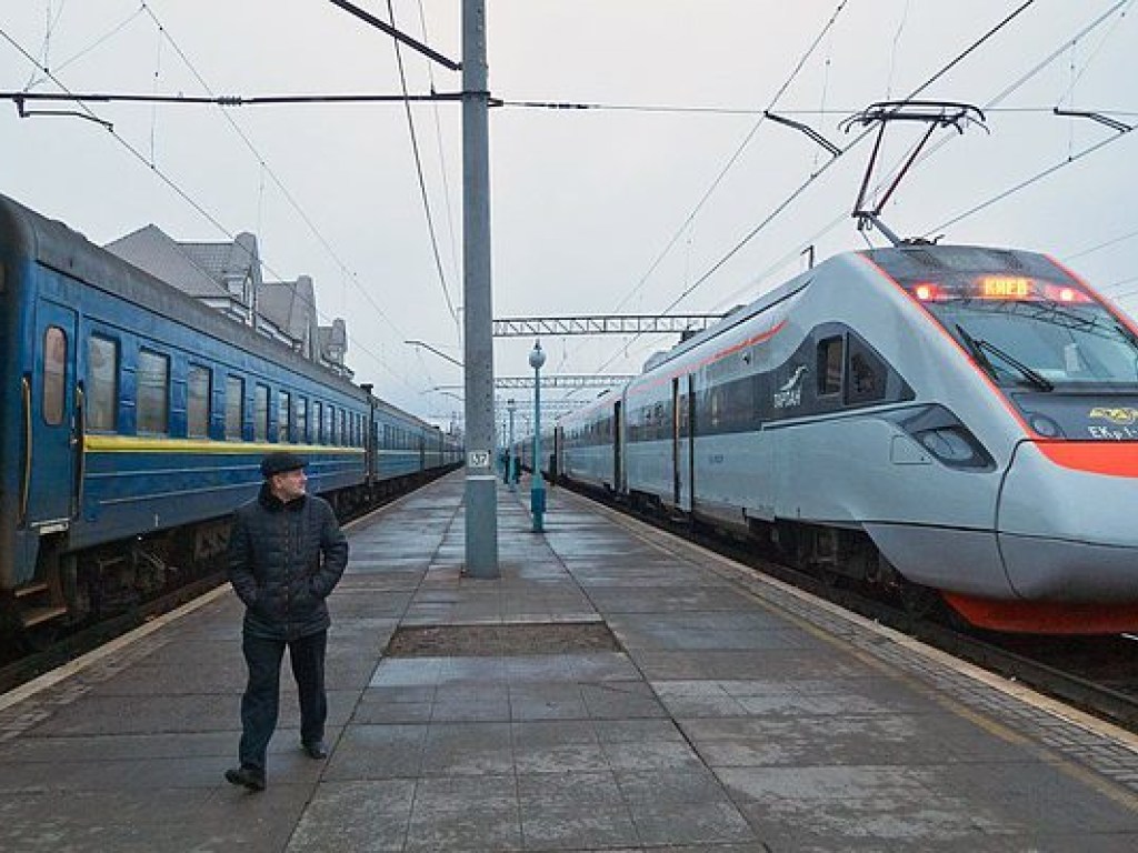 Укрзализныця обновила постельное белье и матрасы в поездах
