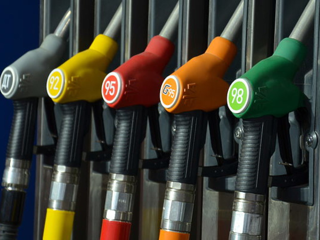 АМКУ начал расследование из-за роста цен на бензин