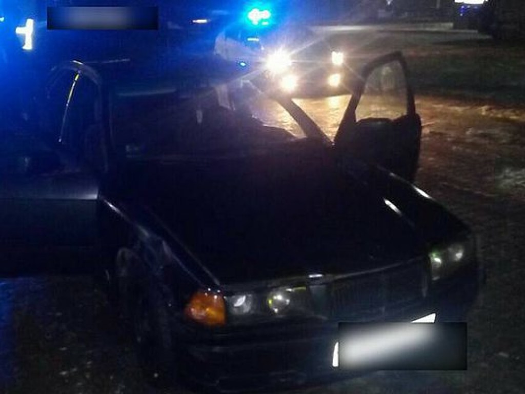 Под Львовом полицейские задержали наркоторговца за рулем BMW (ФОТО)