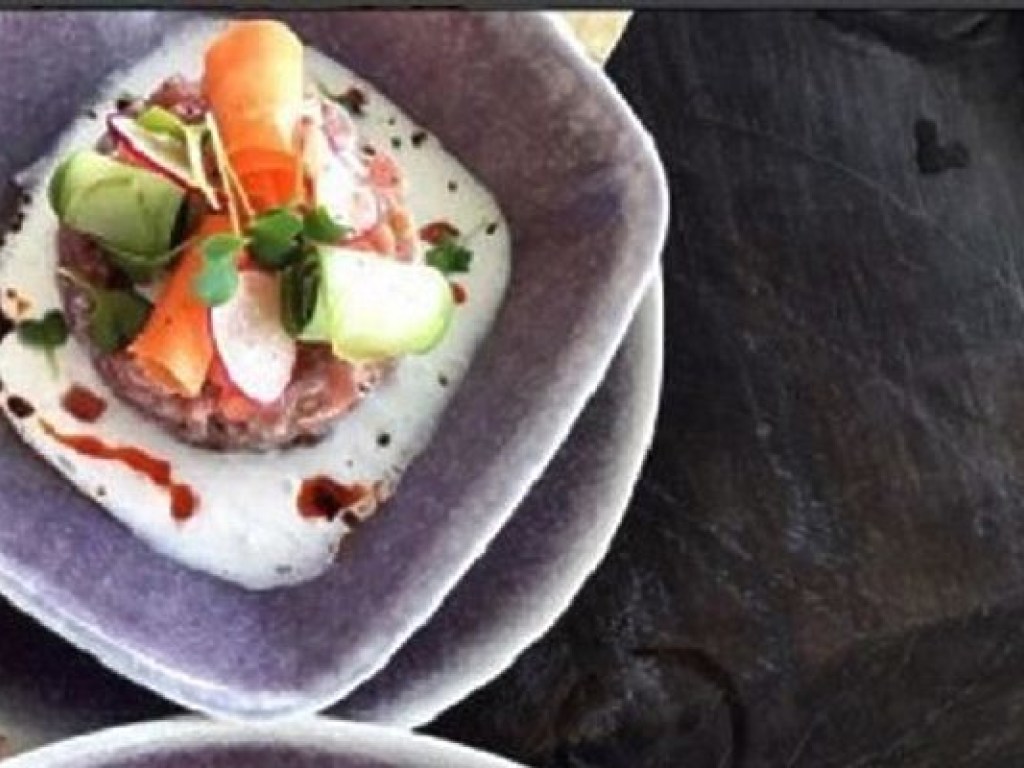 Журналисты узнали, какие блюда предлагают на $18 тысяч, потраченные Порошенко в ресторанах на Мальдивах (ФОТО)