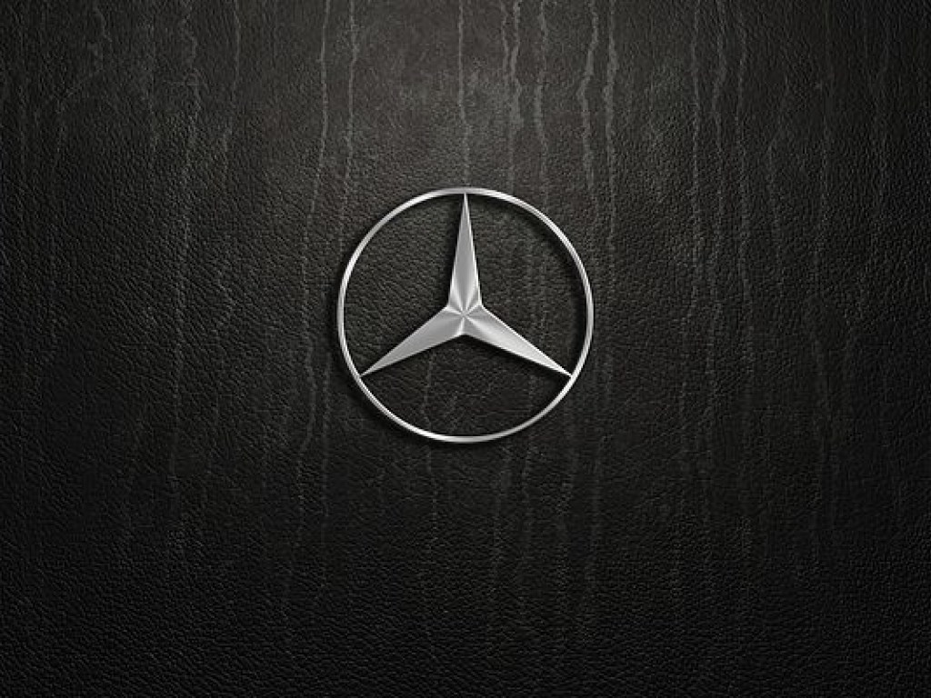 Mercedes тестирует новое поколение лифтбеков CLA (ФОТО)
