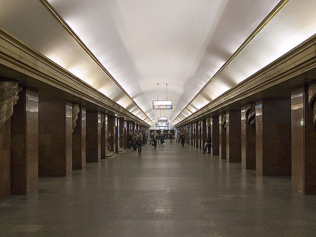 22 января в Киеве ограничат работу станции метро «Театральная»