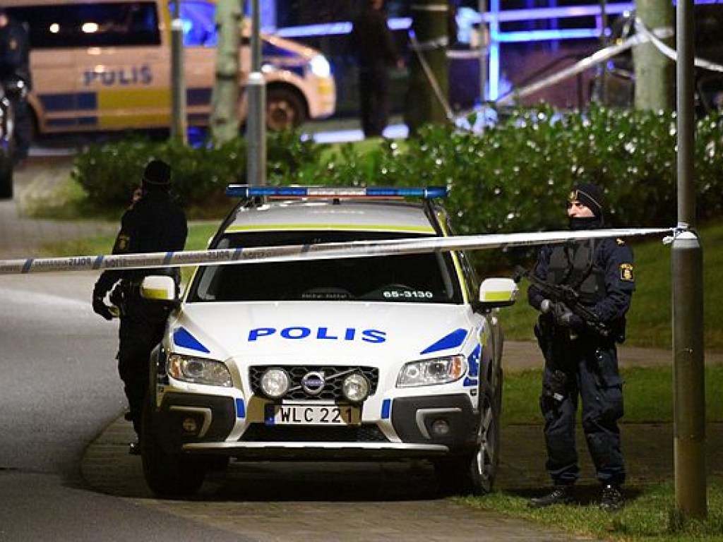 В шведском Мальме у офисного здания прогремел взрыв (ФОТО)