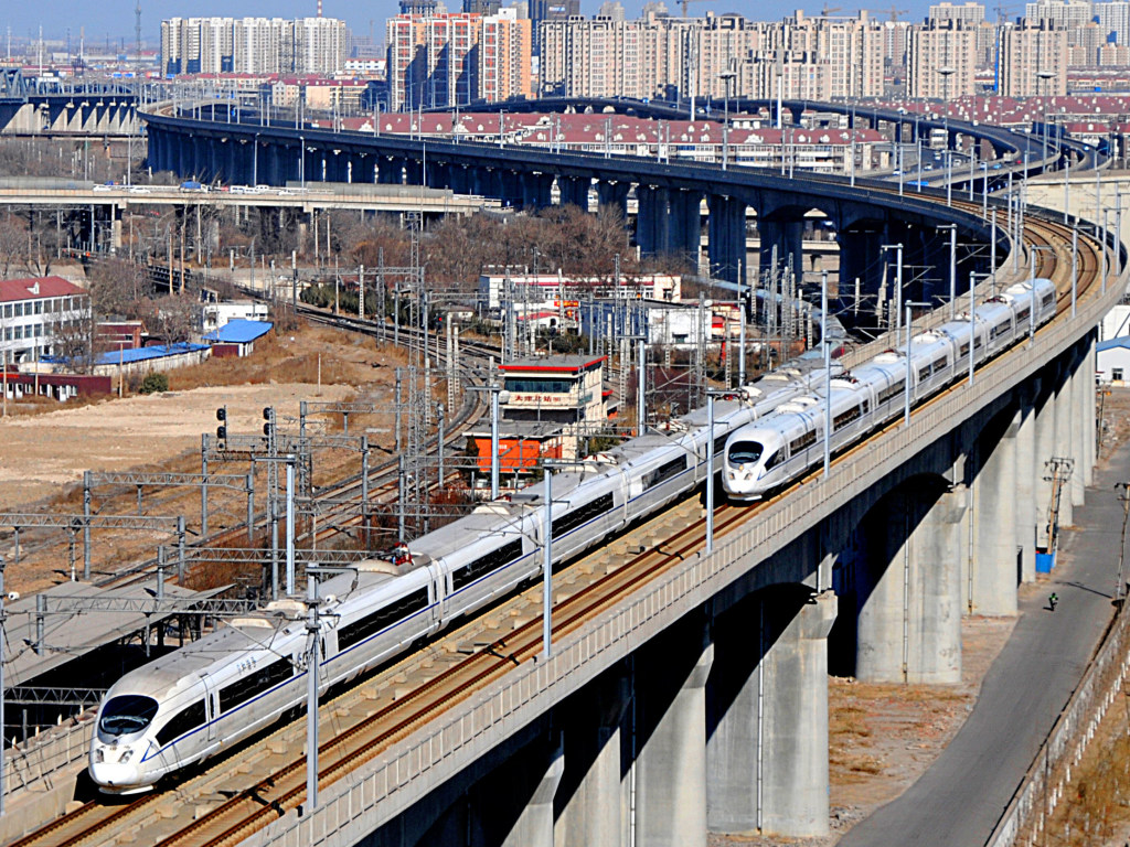 В Китае построили железнодорожную развязку за одну ночь
