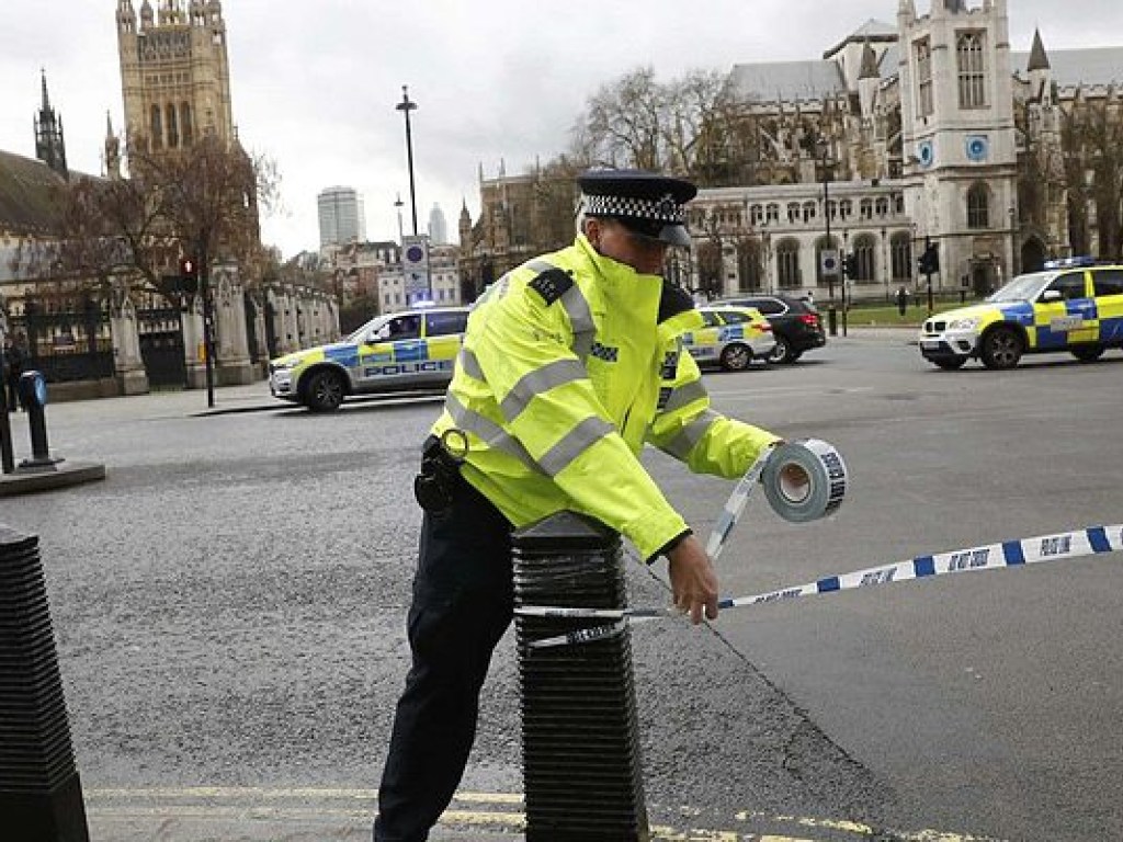 В центре Лондона из-за утечки газа эвакуированы 1,5 тысячи человек
