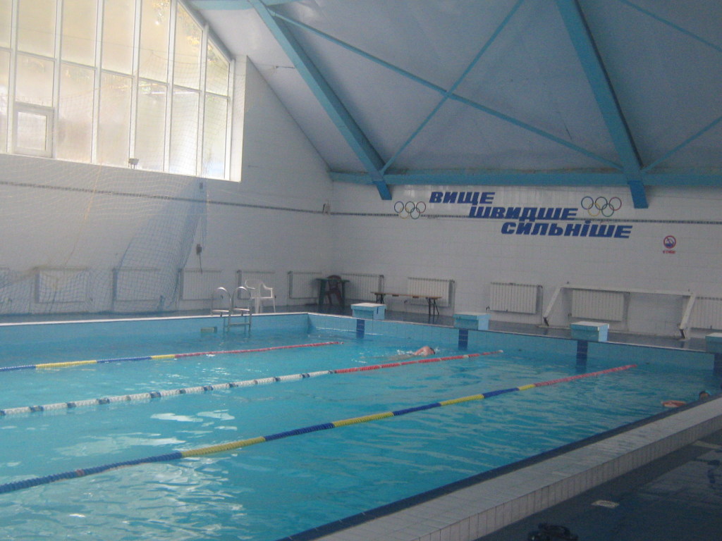 Правоохранители выяснили причину смерти 10-летней девочки в бассейне «Динамо» во Львове