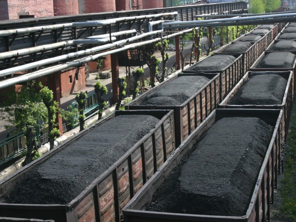 Россия на треть увеличила экспорт угля в Польшу