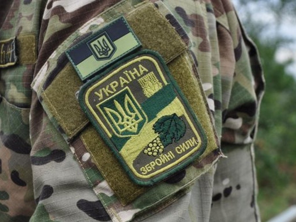 За  сутки позиции ВСУ в зоне АТО обстреляли 5 раз, один украинский военный погиб &#8212; штаб