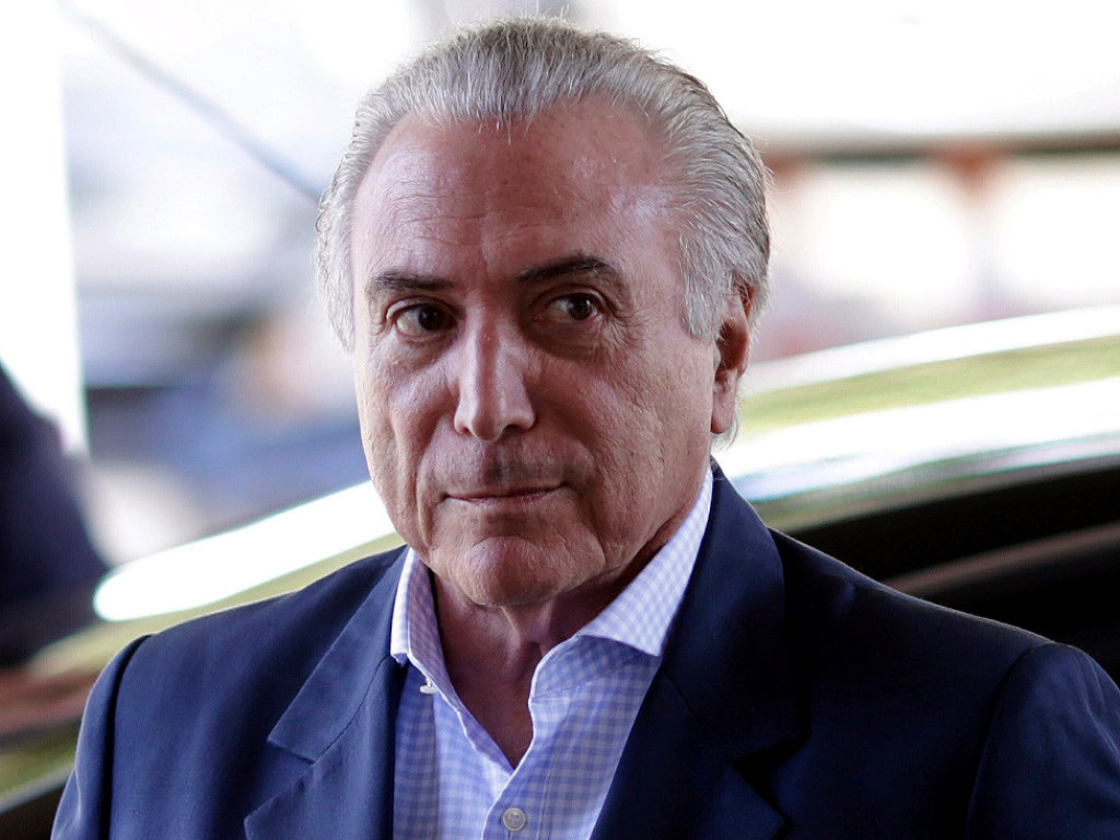 Президенту Бразилии не начислили пенсию, потому что он не подтвердил, что жив