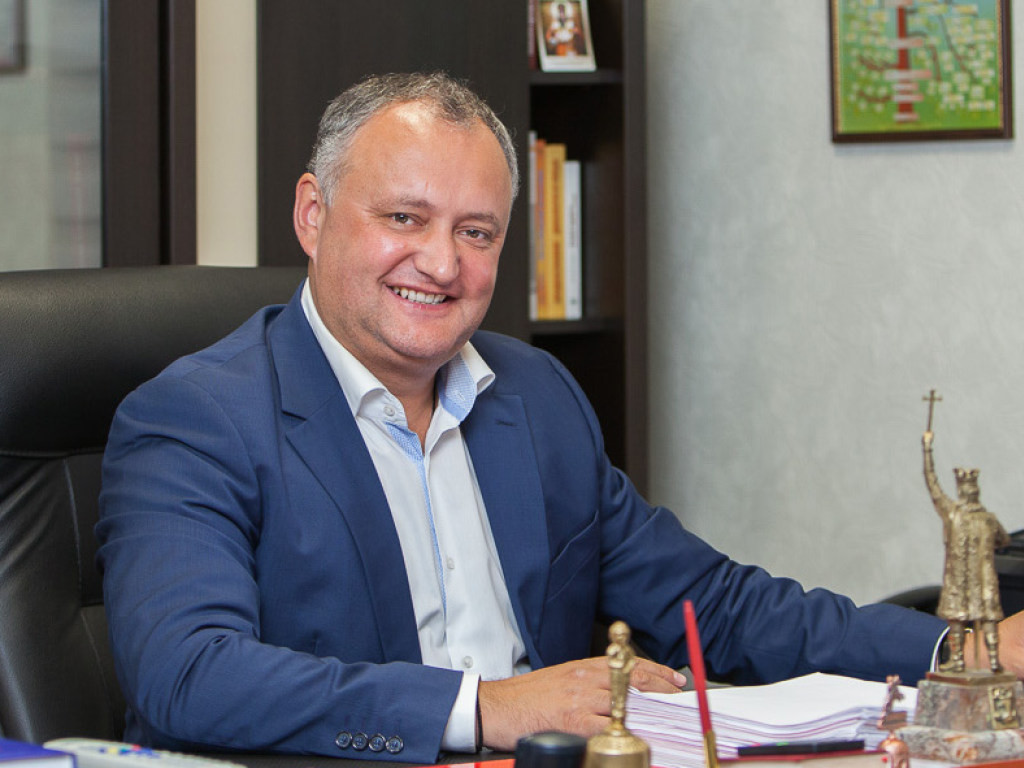Додон воспользуется своим правом президента и проведет референдум относительно будущего Молдовы – эксперт