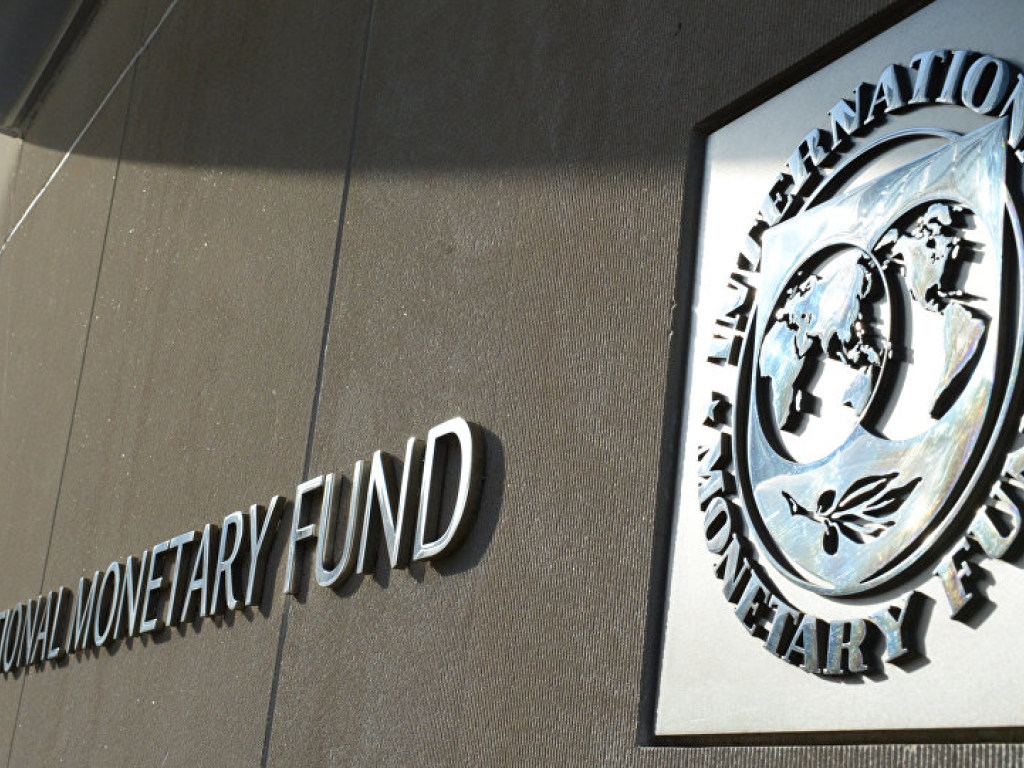 Украина выплатила МВФ 375 миллионов долларов   