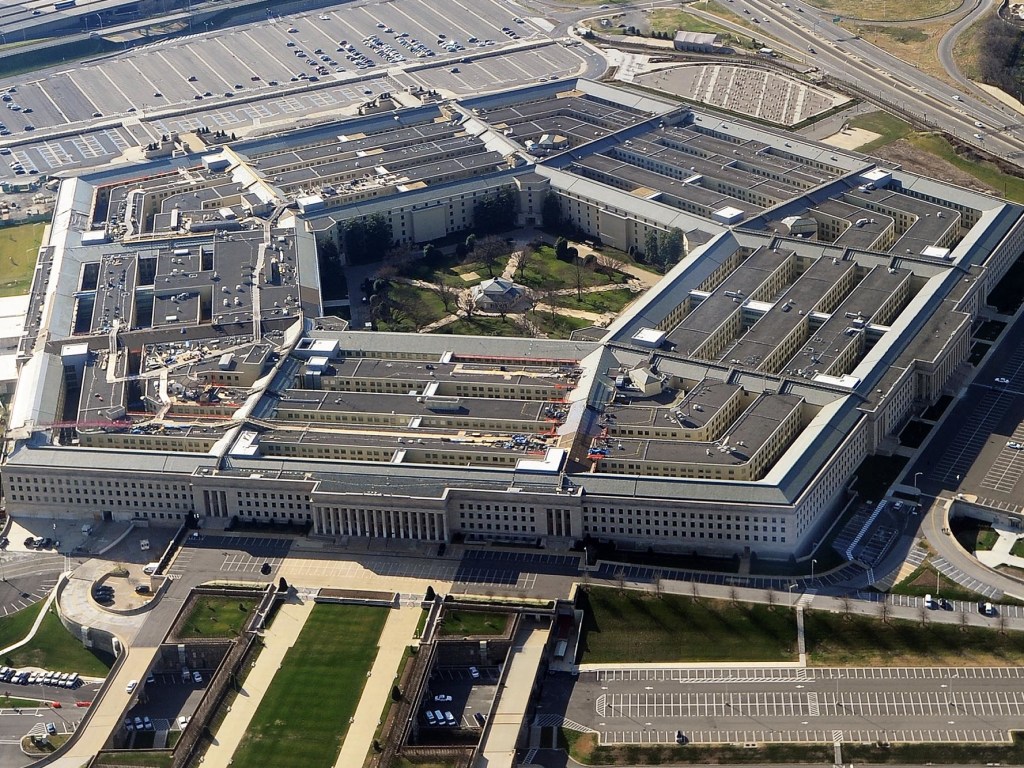 Скандал в Пентагоне: ведомство «потеряло» более 800 миллионов долларов