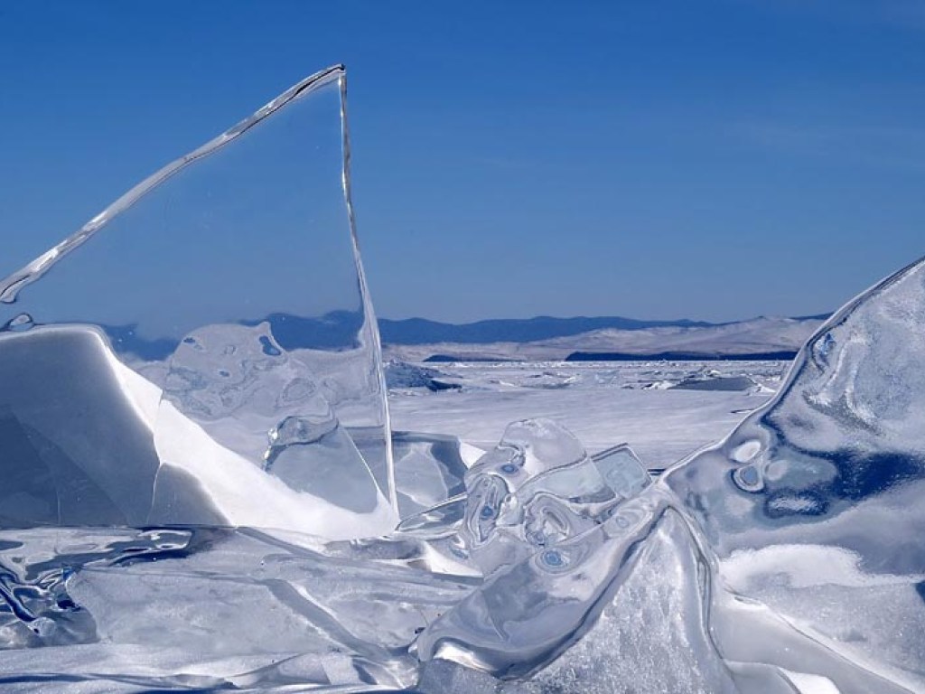 Ученые открыли новый вид материи в виде особой структуры льда