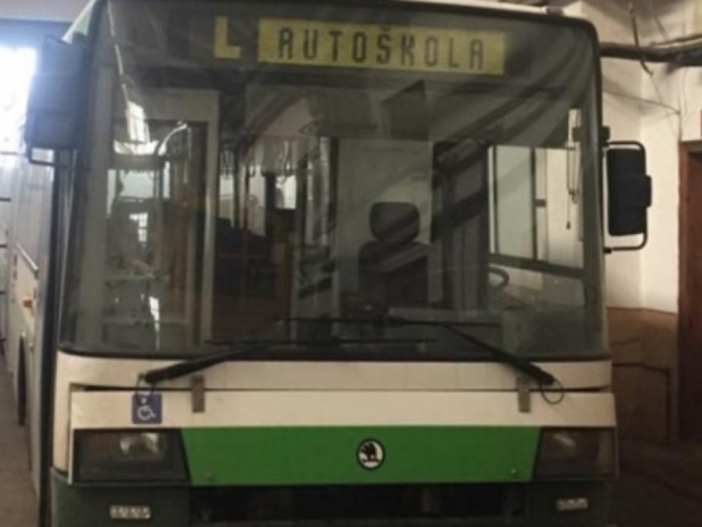 В Черновцах протестировали троллейбусы с автономным ходом (ФОТО)