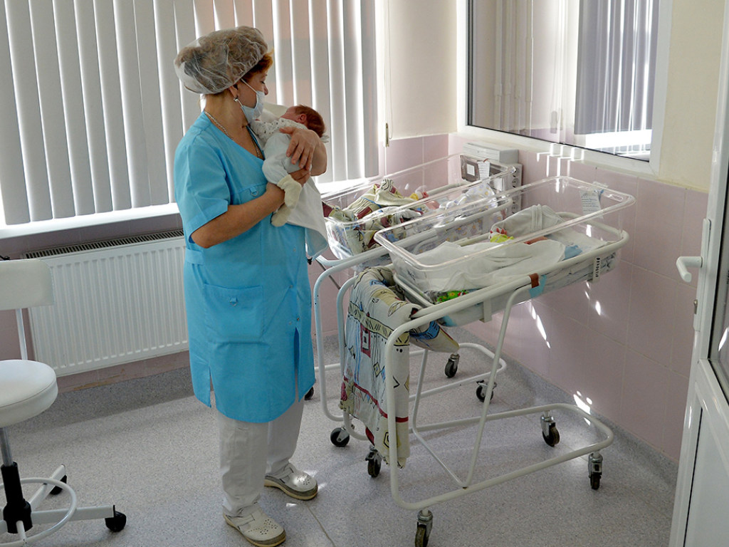 Л. Ткаченко: «Рождаемость в Украине сейчас хуже, чем в 90-е годы»